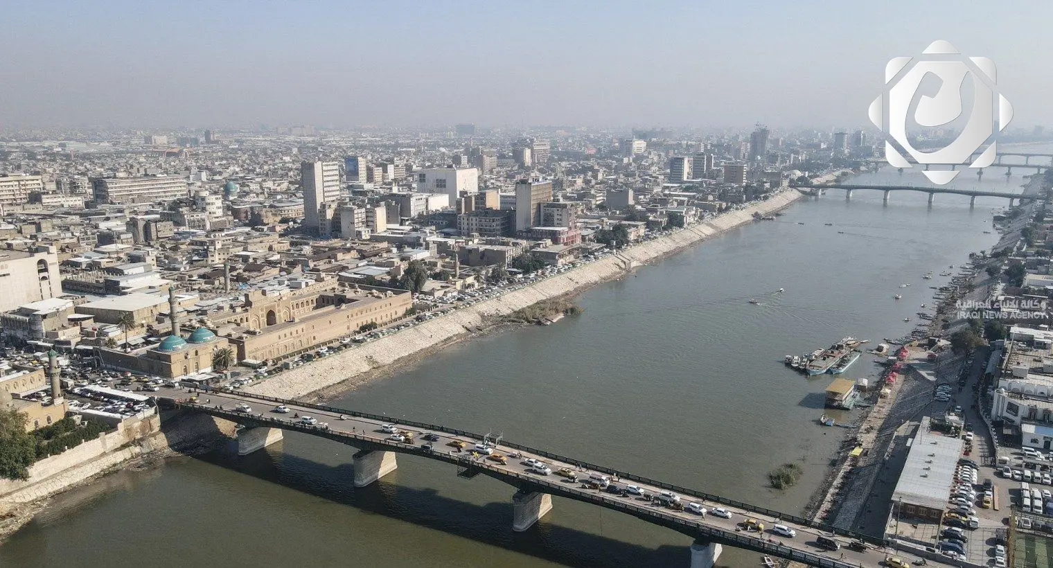 بريطانيا تخفف قيود السفر إلى العراق لتعزيز الاستثمار والتعاون الاقتصادي