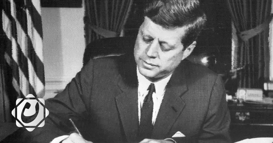 ترامب يعلن عن نشر الوثائق السرية حول اغتيال كينيدي و لوثر كينغ