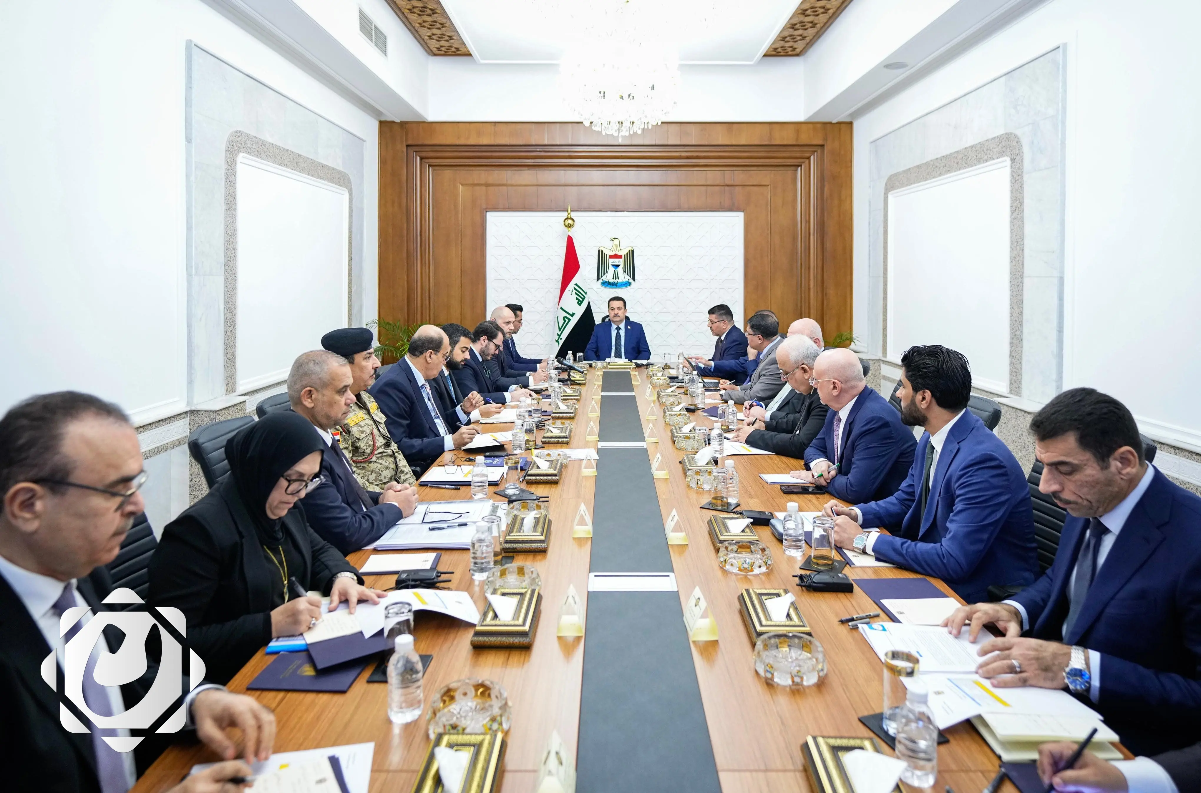 رئيس الوزراء يطالب وزارات الدولة بتقديم بيانات حول مشروع طريق التنمية