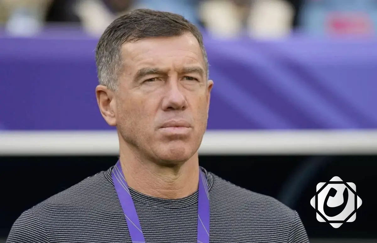 مدرب المنتخب الأوزبكي يعتذر عن الاستمرار بسبب تدهور حالته الصحية
