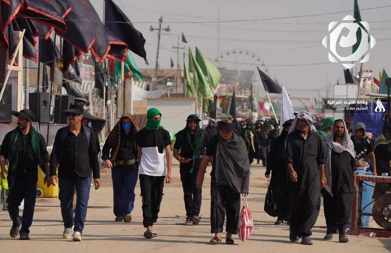 آلاف الزوار يحيون ذكرى استشهاد الإمام موسى بن جعفر (ع) في الكاظمية