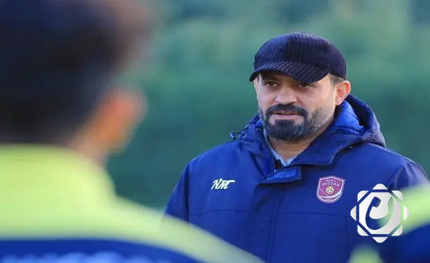 مدرب نفط ميسان يشيد بالأداء ويحث الجماهير على دعم الفريق