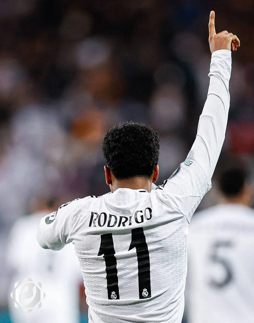 ريال مدريد يتألق في دوري الأبطال بثلاثية نظيفة ضد بريست وبرشلونة يكتفي بالتعادل مع إتالانتا