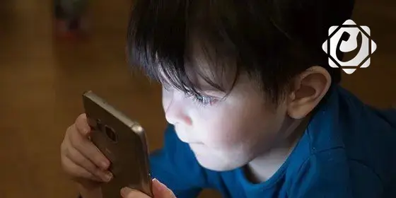 تحذير: 3 إشارات تدل على الإفراط في استخدام الأطفال للشاشات