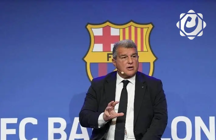 لابورتا يُشعل حماس جماهير برشلونة بصفقة شتوية محتملة