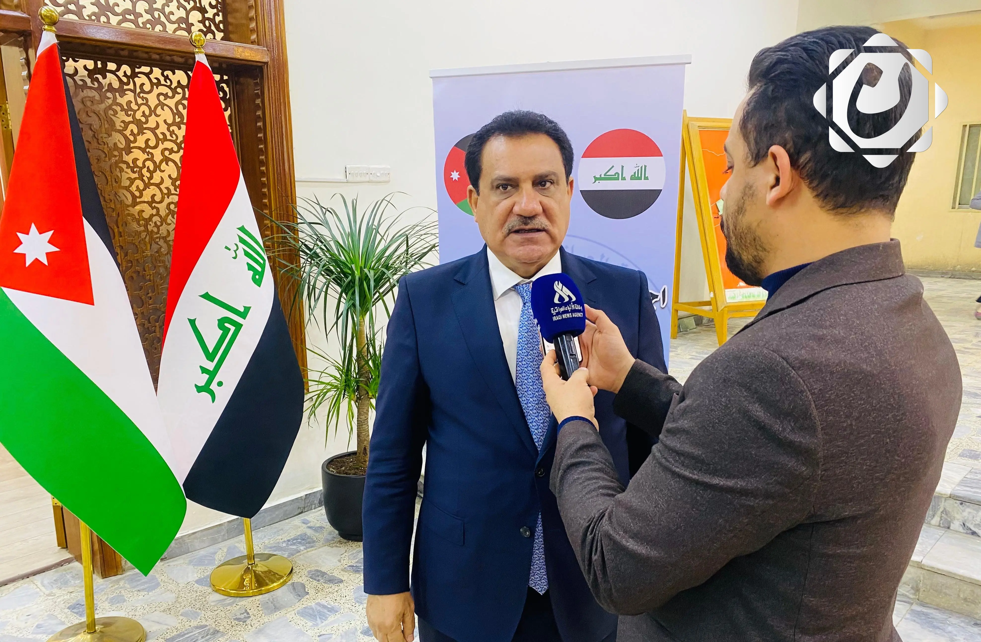 العراق والأردن يعززان التعاون التجاري من خلال تنظيم دخول البضائع