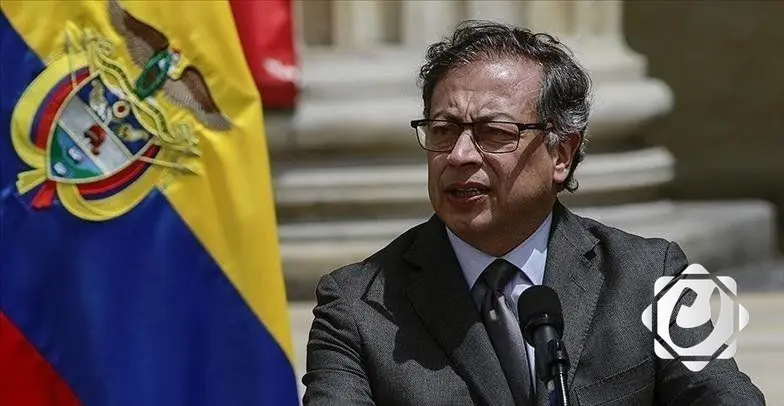 الرئيس الكولومبي يغادر وزرائه في أزمة حكومية حادة