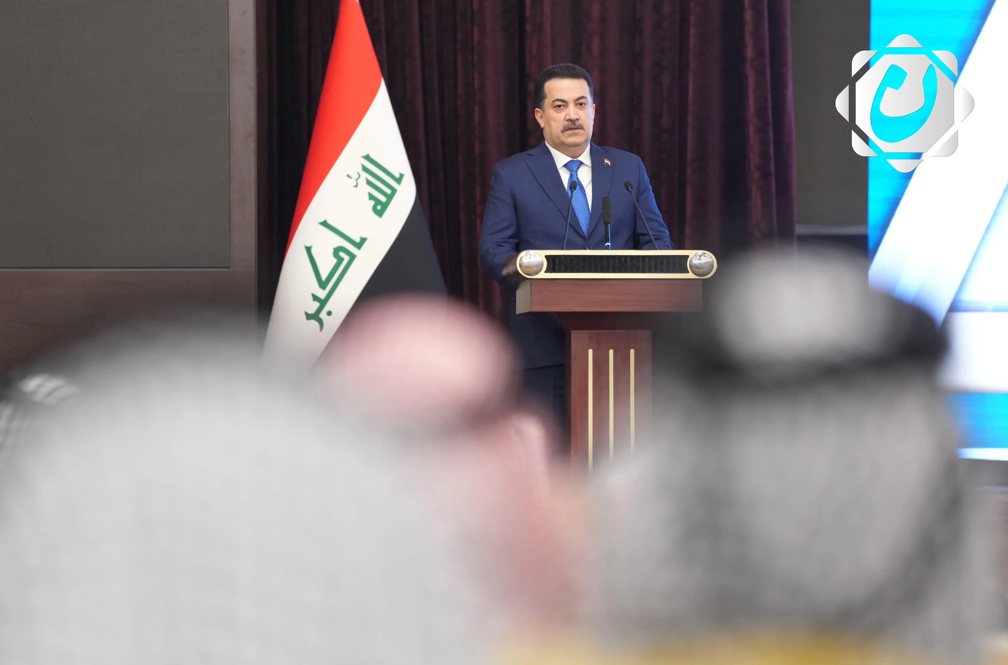 رئيس الوزراء يدعو العشائر إلى دور فعال في تعزيز الأمن والاستقرار