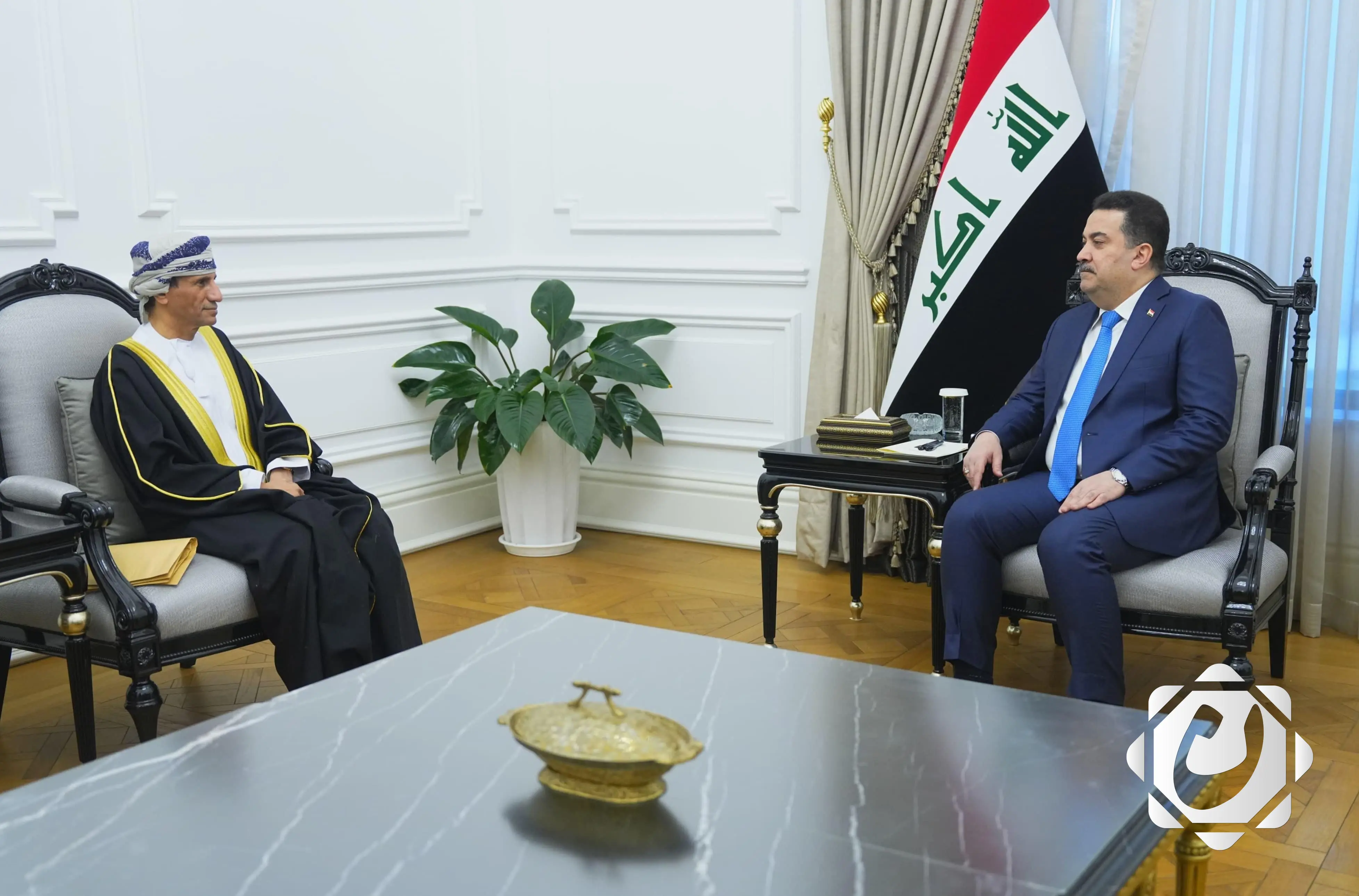 رئيس الوزراء السوداني يبحث مع الممثل الأممي سبل تعزيز التعاون لمواجهة التحديات