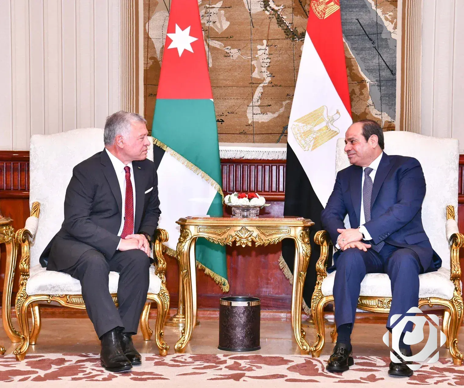 السيسي وملك الأردن يؤكدان على ضرورة إعادة إعمار غزة مع الحفاظ على حقوق الفلسطينيين