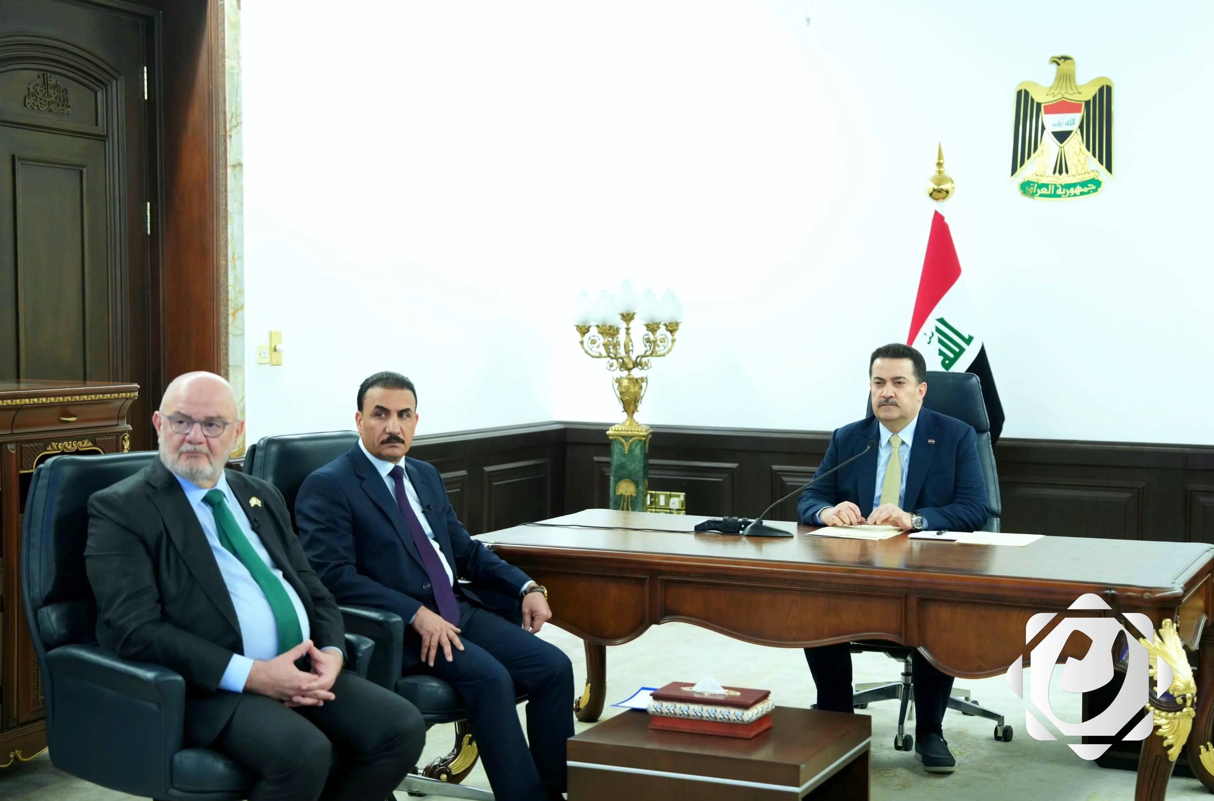 السوداني يعلن بدء تنفيذ مشروع الأبنية المدرسية في 5 محافظات