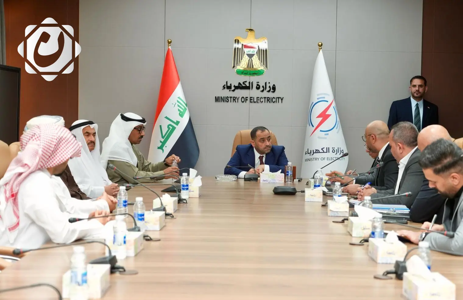 وزير الكهرباء يعزز جهود تسريع مشروع الربط الخليجي مع العراق