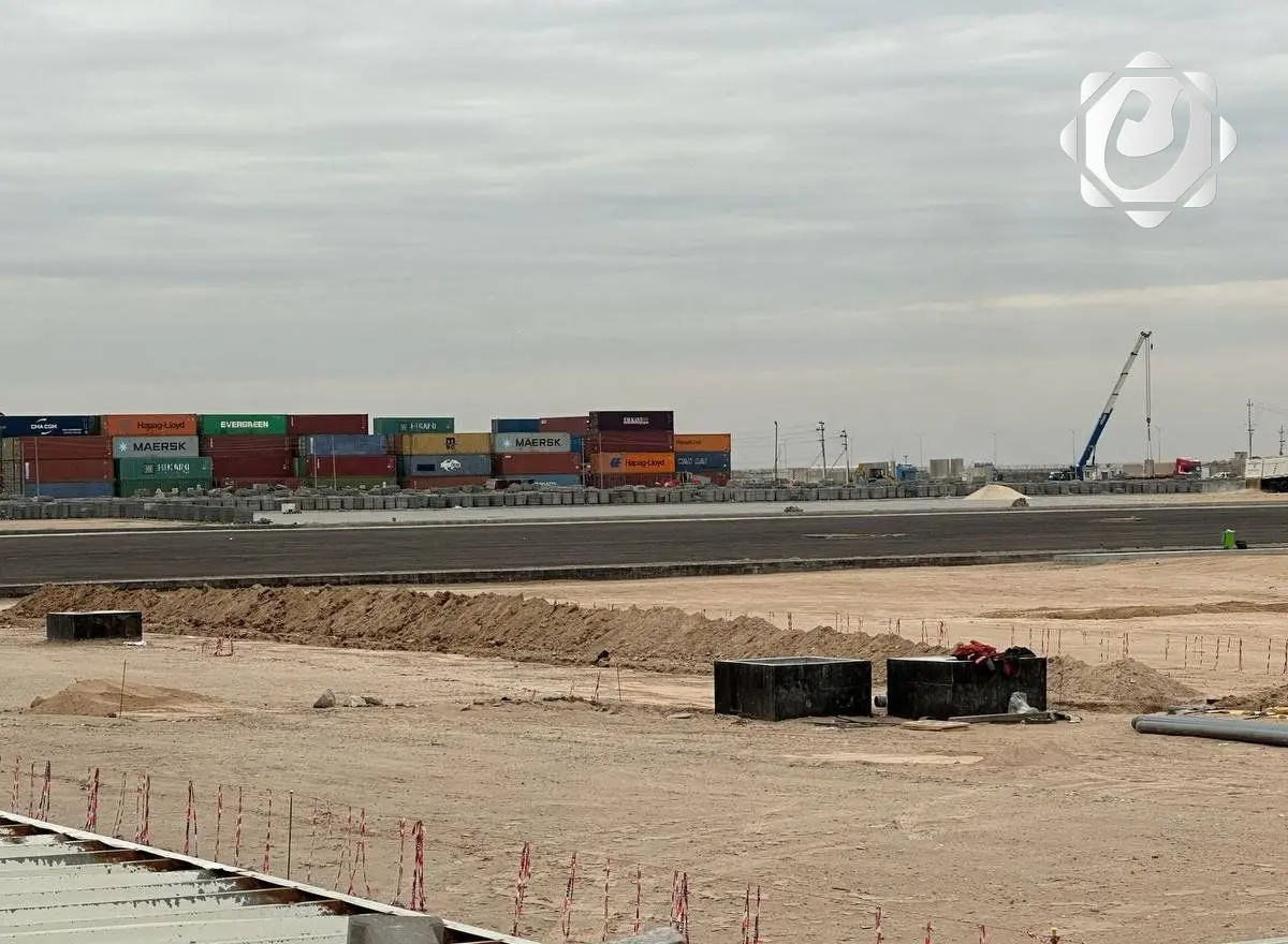 توسعة ميناء أم قصر الشمالي: إنشاء 3 ساحات جديدة لمناولة 1.2 مليون حاوية سنوياً