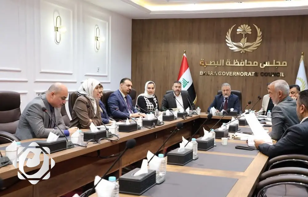 عودة موظفي بلديات البصرة إلى العمل بعد تحقيق المطالب