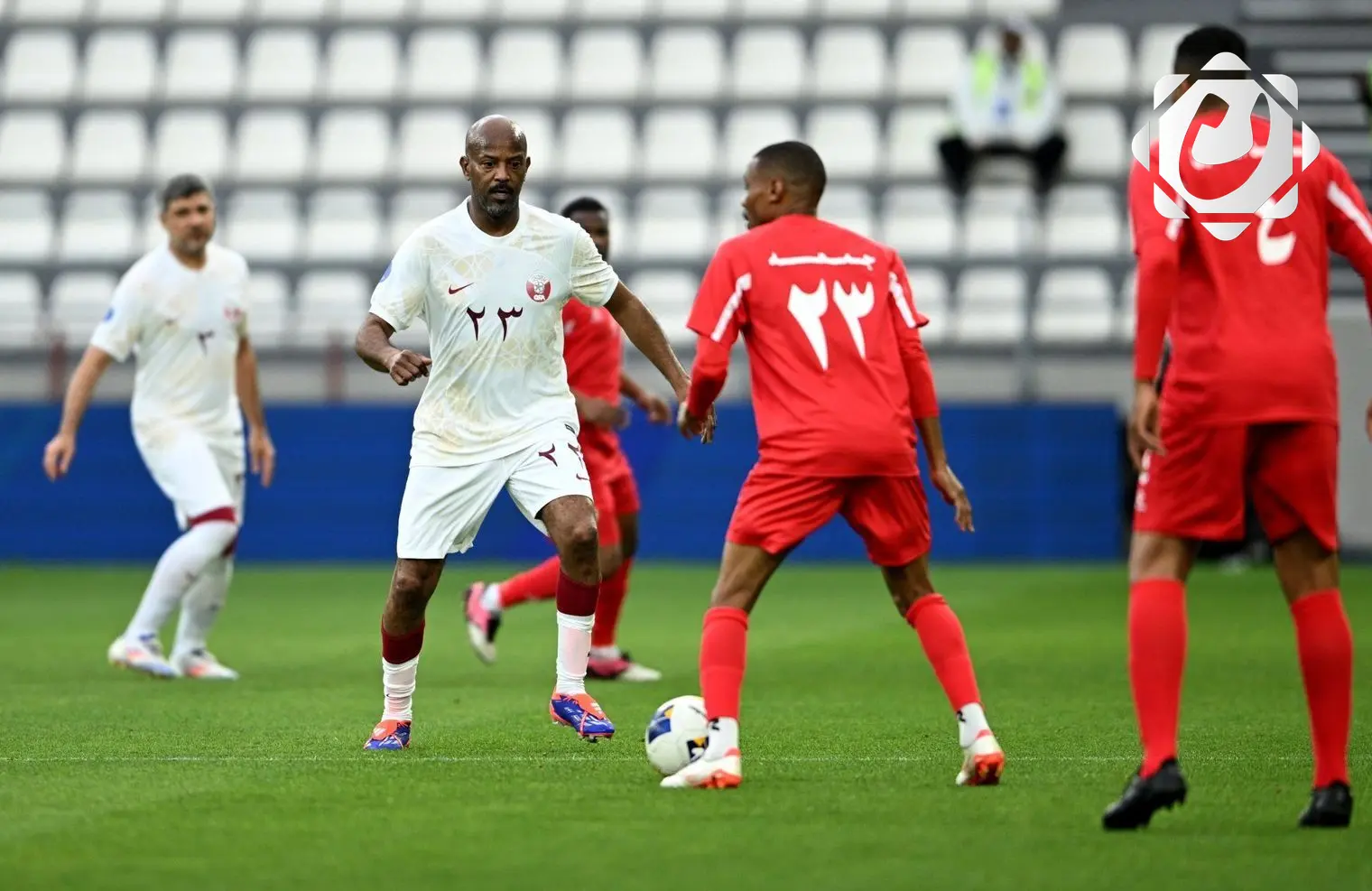 لقاء قطر وعمان ينتهي بالتعادل الإيجابي في بطولة الخليج لقدامى اللاعبين