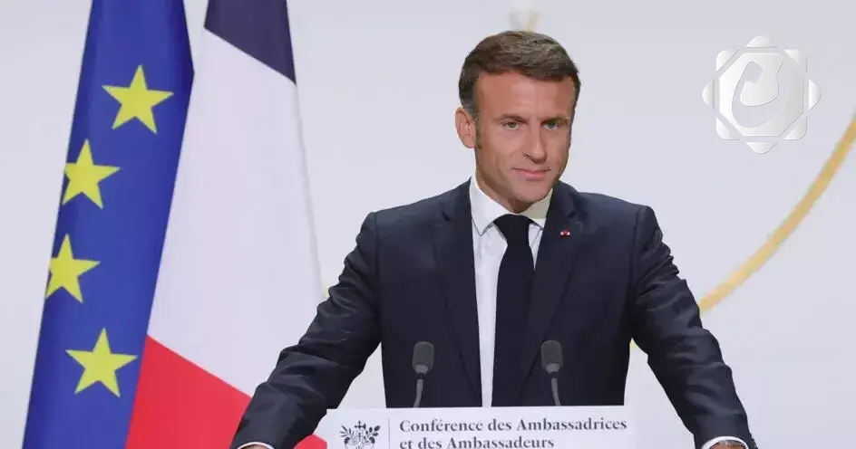 ماكرون يدعو لنقاش استراتيجي حول المظلة النووية الأوروبية