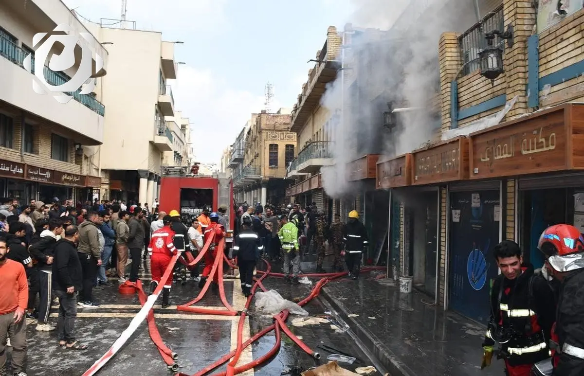 إخماد حريق في مخزن للقرطاسية وسط بغداد دون إصابات