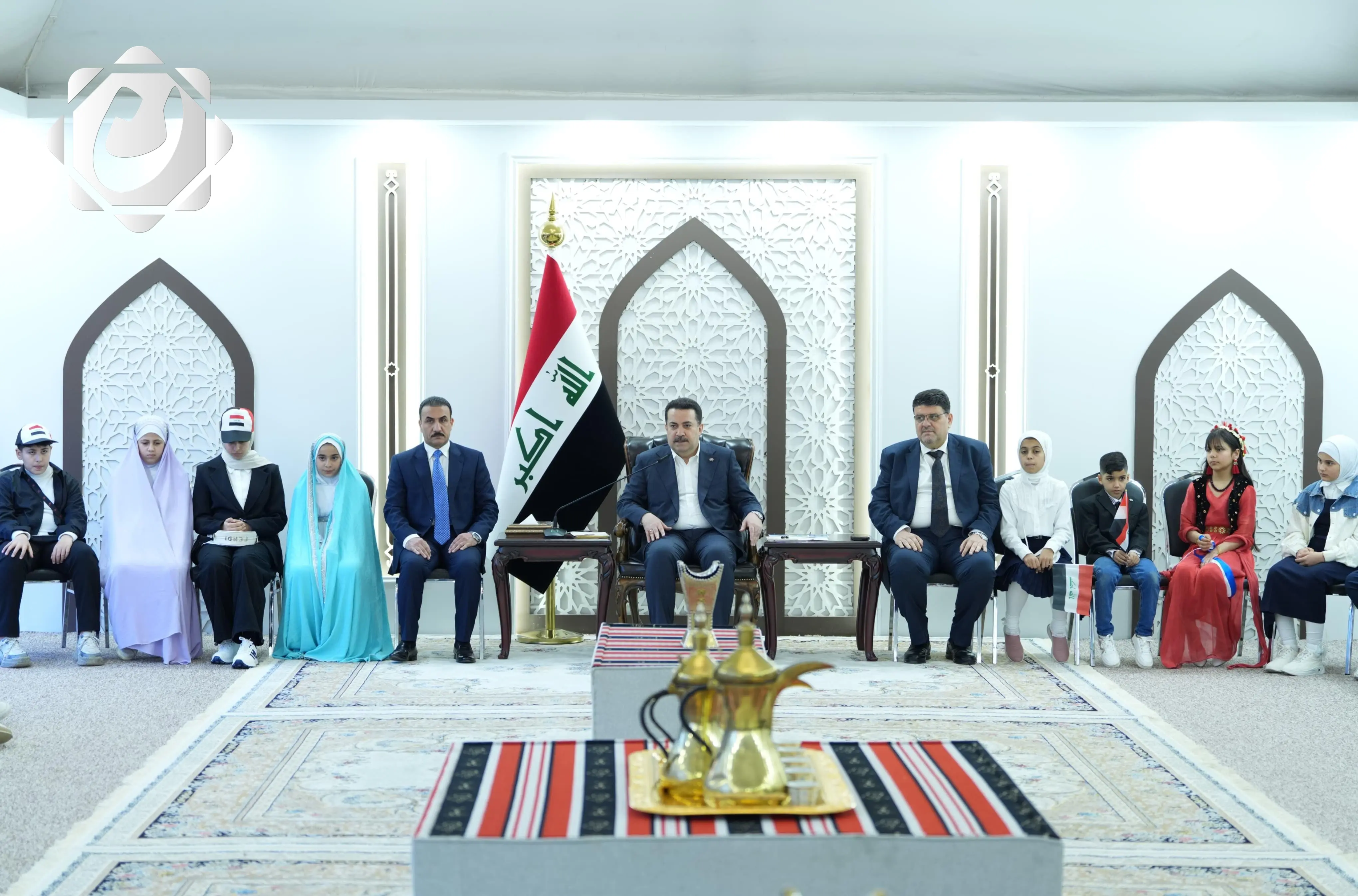 رئيس الوزراء يؤكد استمرار مشروع "مدارس الفرح" للأيتام واستكمال 100 مدرسة هذا العام