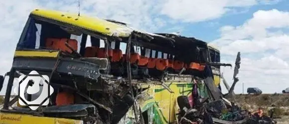 حادث مروع في بوليفيا يودي بحياة 13 شخصًا ويصيب 20 آخرين