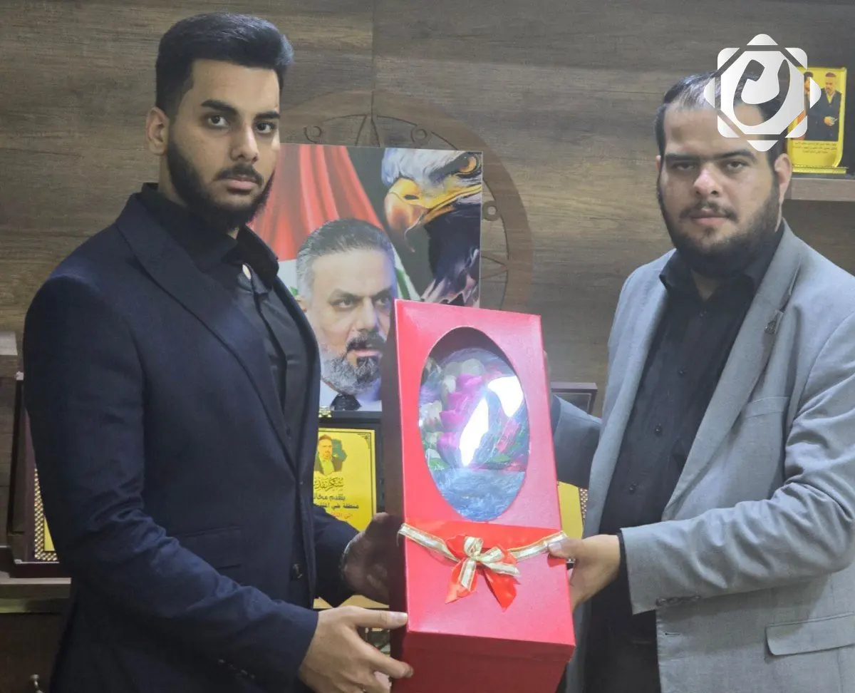 تهنئة خاصة للدكتور حسين الحيدري بمناسبة تخرجه الجامعي