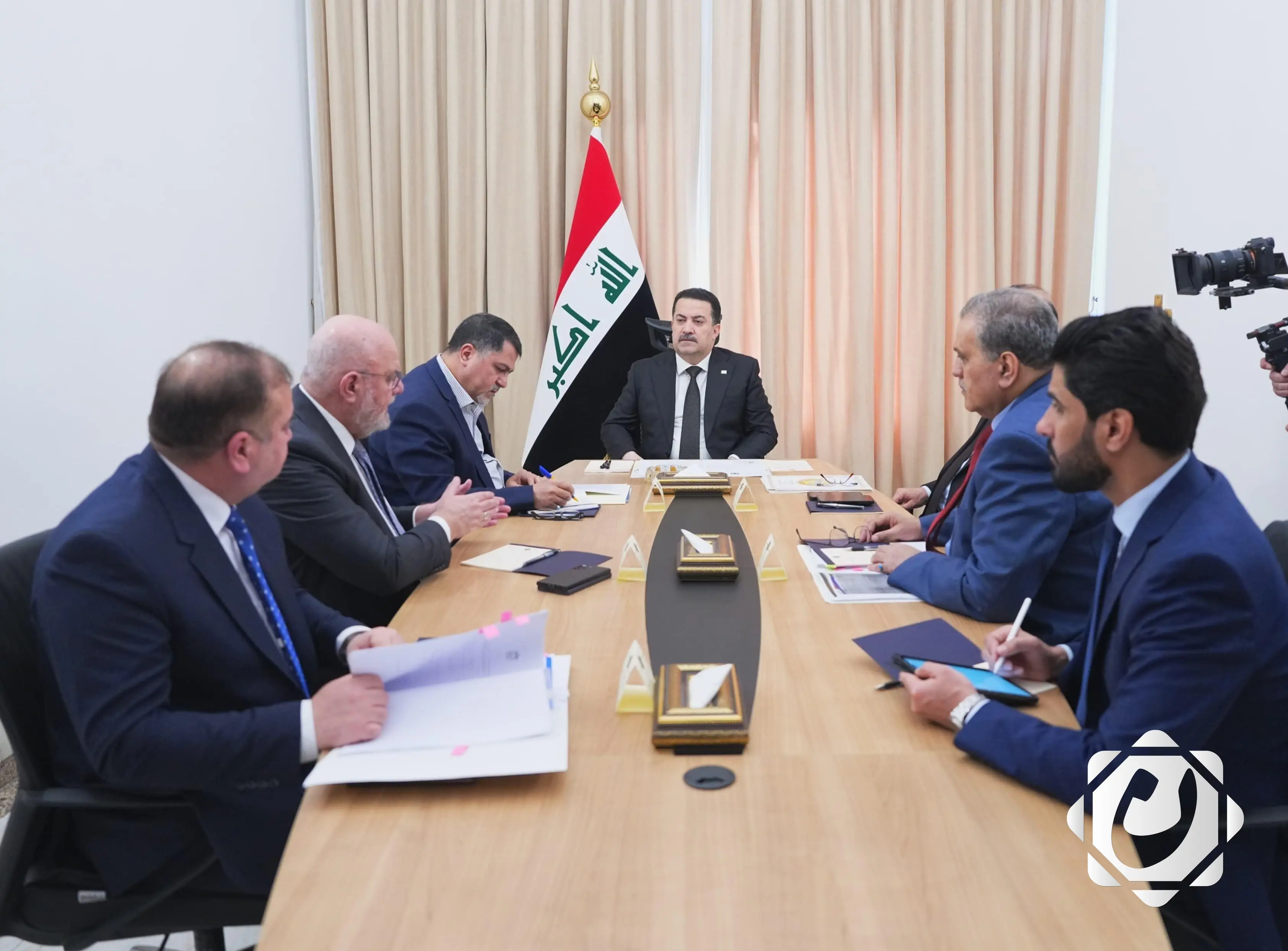 السوداني يوجه بإعداد مقترحات سكنية لأسر الشهداء خلال عشرة أيام