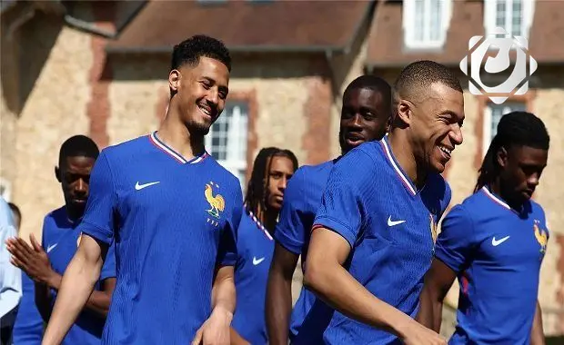 مبابي: رحيل ديشامب يمثل خسارة كبيرة للمنتخب الفرنسي