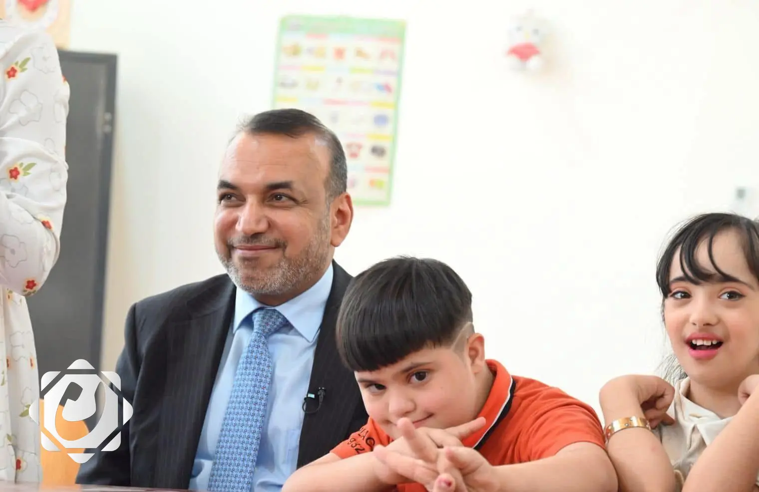 وزير العمل يؤكد على أهمية دمج الأشخاص ذوي متلازمة داون في المجتمع