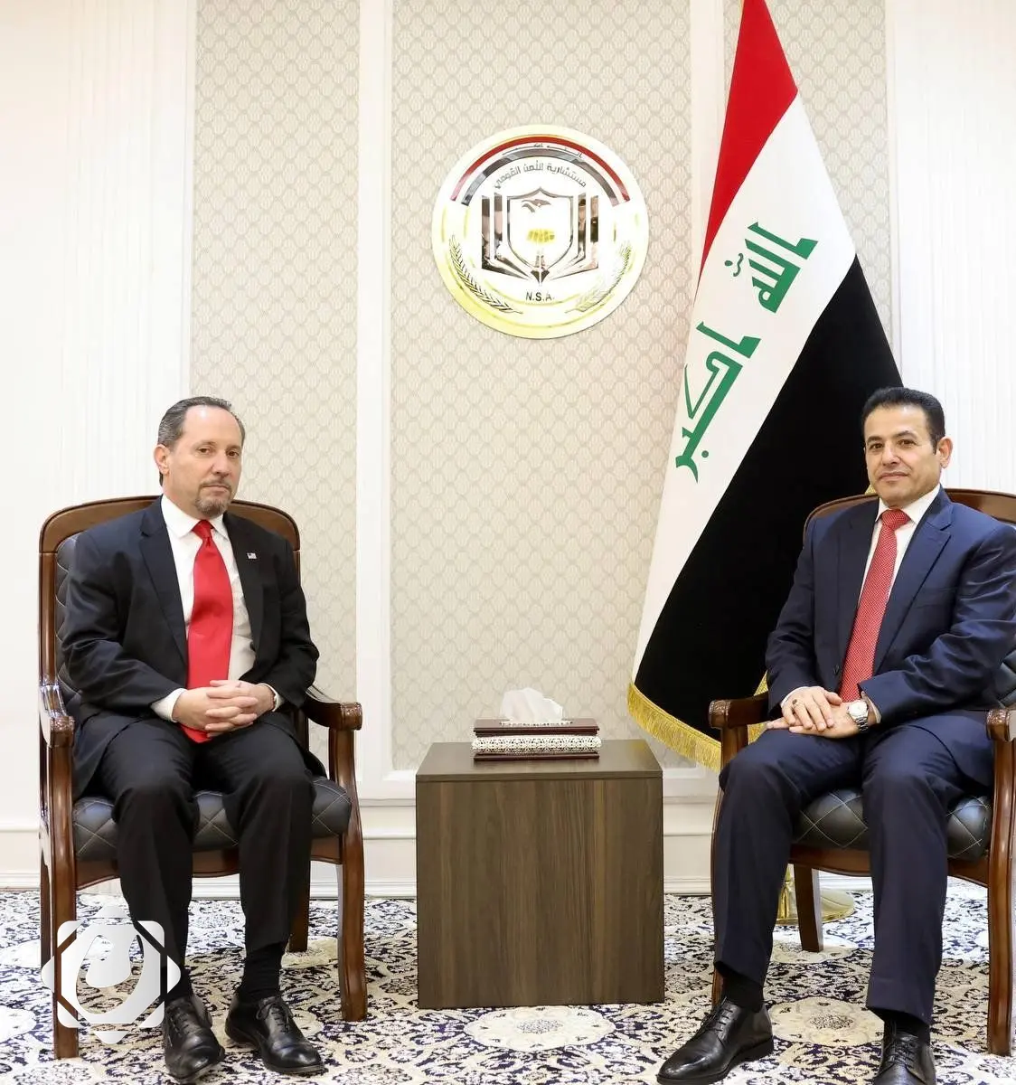 الأعرجي يؤكد على أهمية العراق المحورية في تعزيز الأمن الإقليمي خلال لقائه بالسفير الأمريكي ببغداد