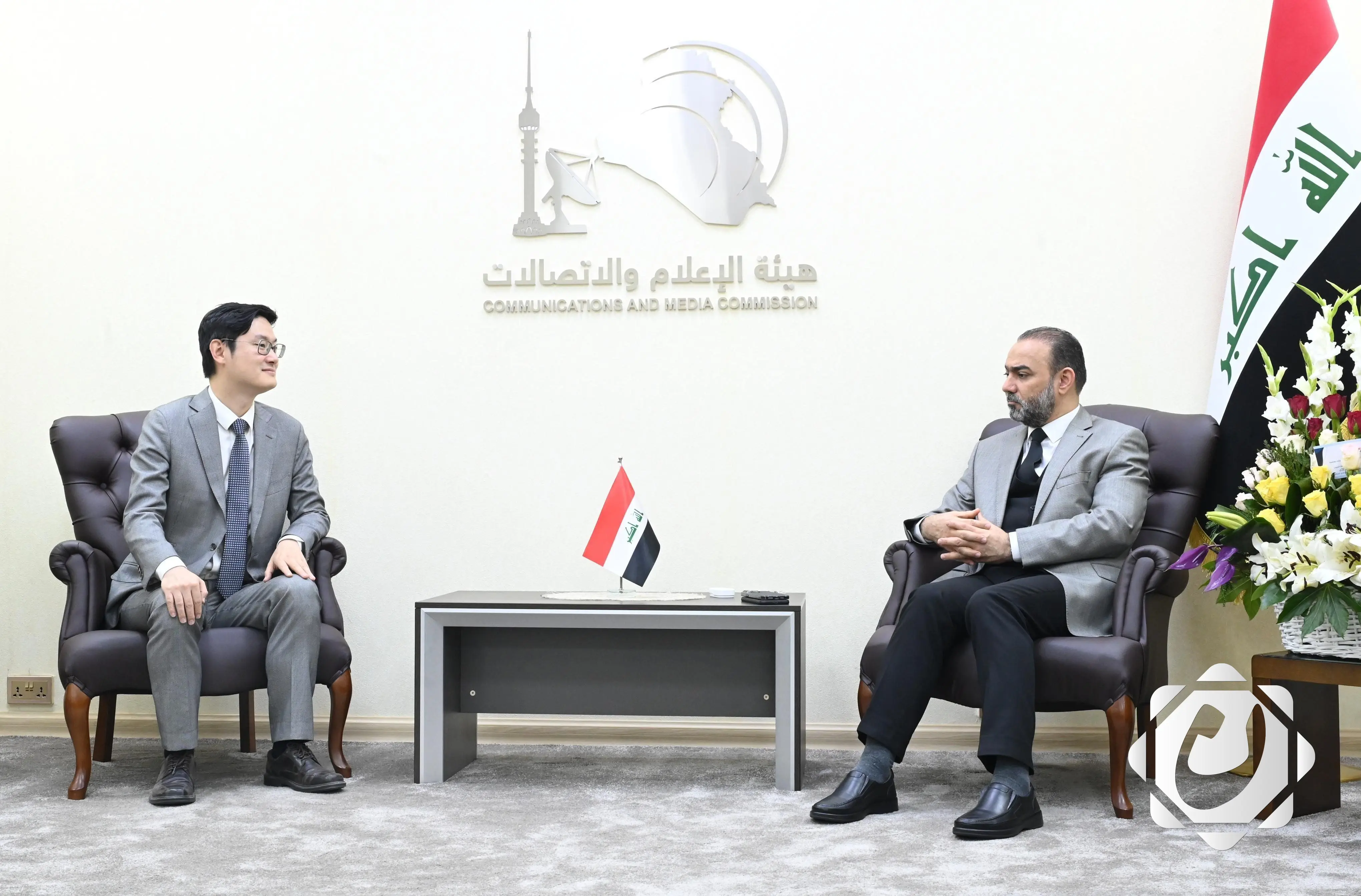 الهيئة تؤكد أهمية التعاون مع الشركات العالمية لتعزيز البنية الرقمية