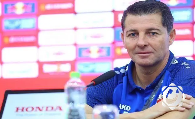 كاساس: مواجهة فلسطين تتطلب جهداً كبيراً ونسعى لإهداء الفوز للعراقيين