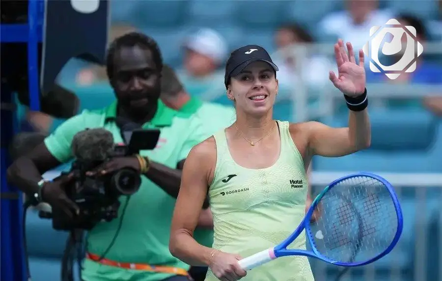 لينيت تكتب تاريخاً جديداً بإقصاء جوف من بطولة ميامي للتنس