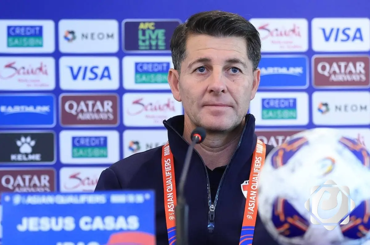 مدرب المنتخب الوطني يعتذر للشعب العراقي بعد خسارة مؤلمة أمام فلسطين