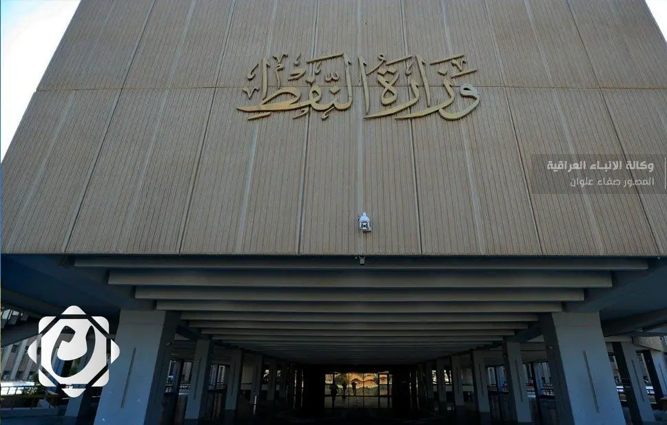 رئيس الوزراء يحذر من بيع النفط بطرق غير قانونية: انتهاك لحقوق الشعب العراقي