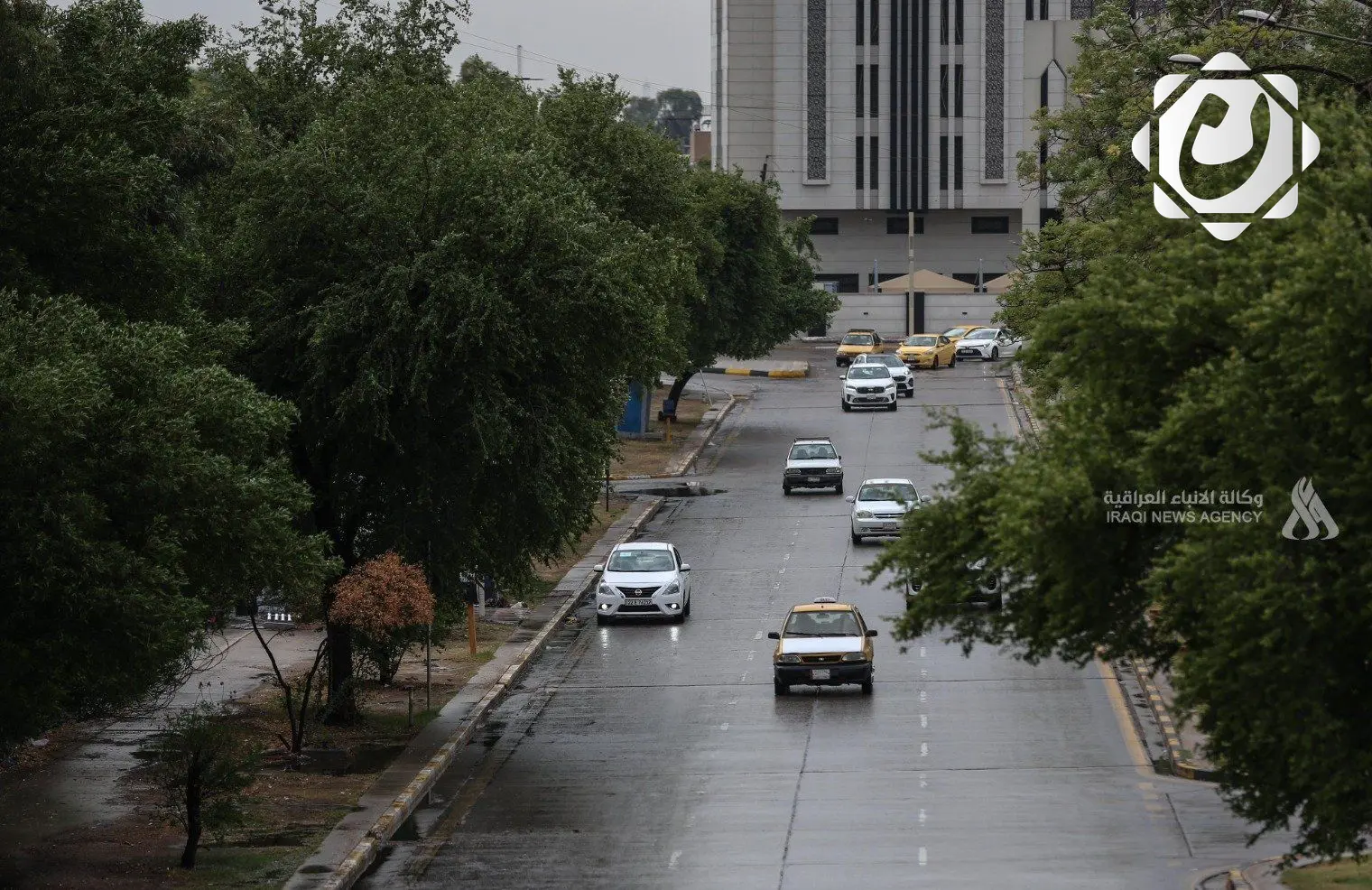 الأرصاد الجوية: أمطار مستمرة وارتفاع متوقع في درجات الحرارة