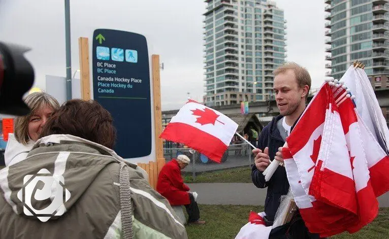 تحذير كندي للمسافرين: تفتيش الأجهزة الإلكترونية عند دخول الولايات المتحدة