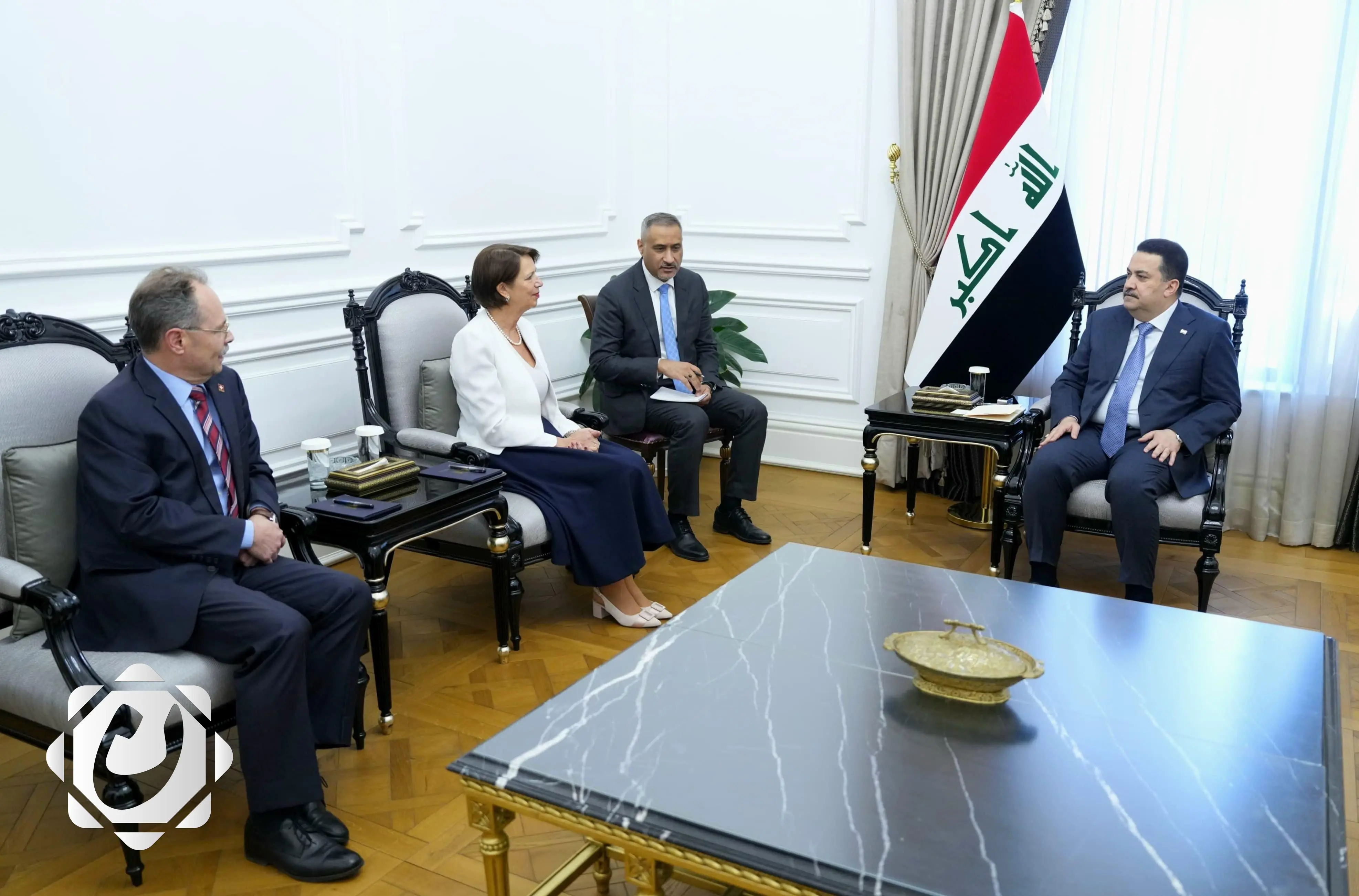 السوداني: العراق يخطو نحو إنهاء إغلاق المخيمات وعودة النازحين