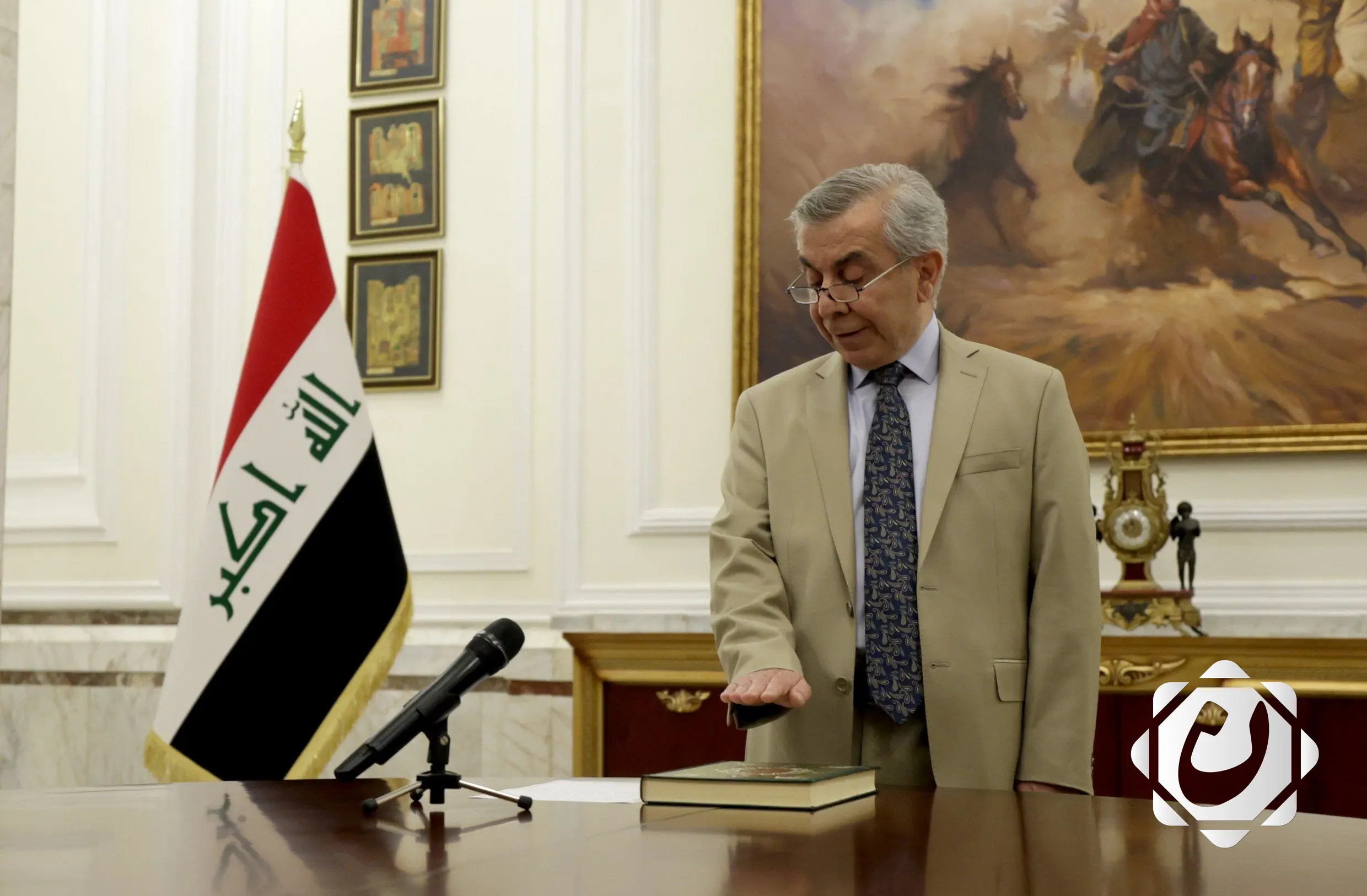 القاضي صدقي سليم خان نعمان يؤدي اليمين الدستورية كعضو في المحكمة الاتحادية