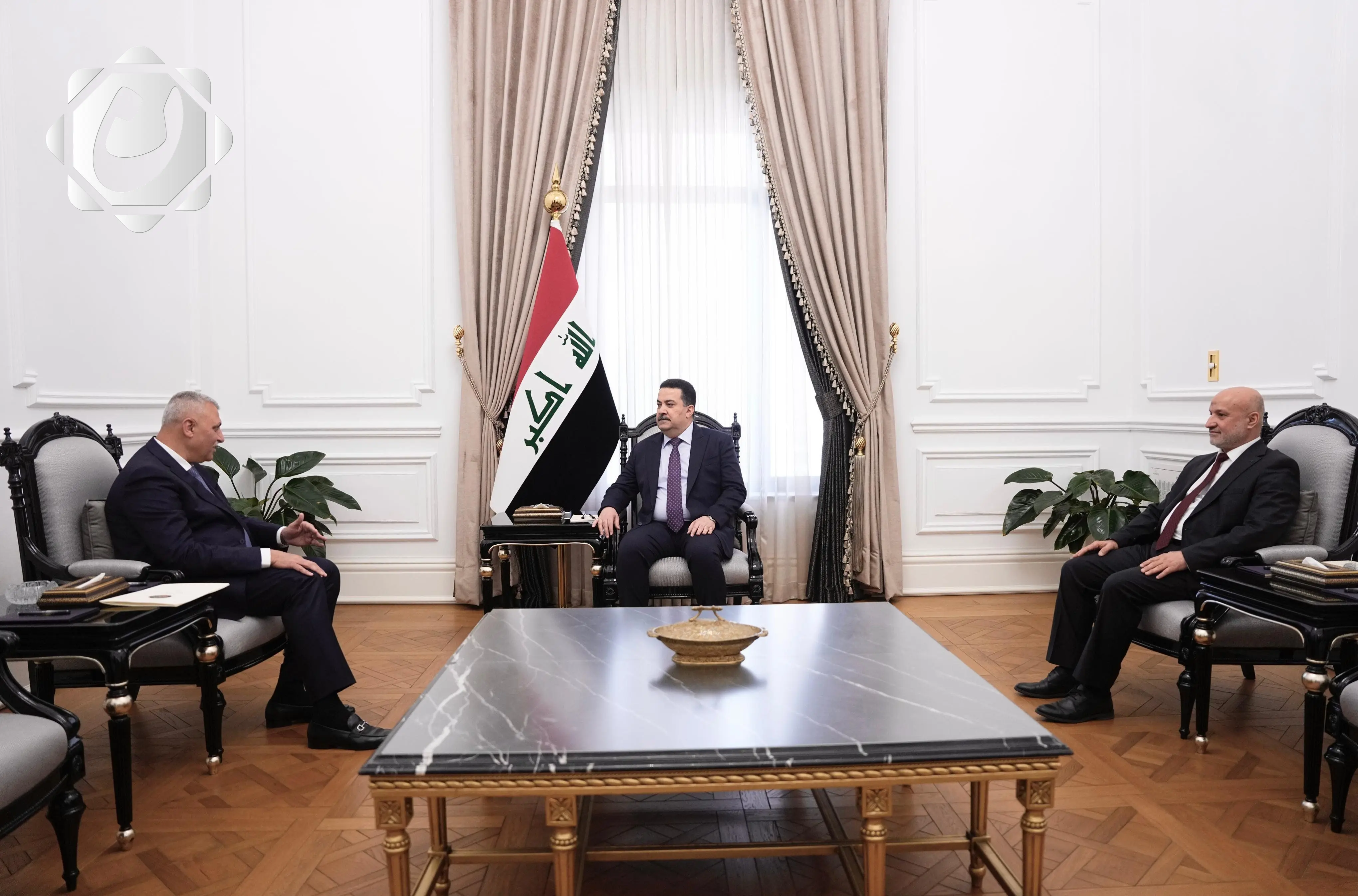 تعزيز التعاون الأمني: السوداني يؤكد على أهمية التواصل بين العراق ولبنان