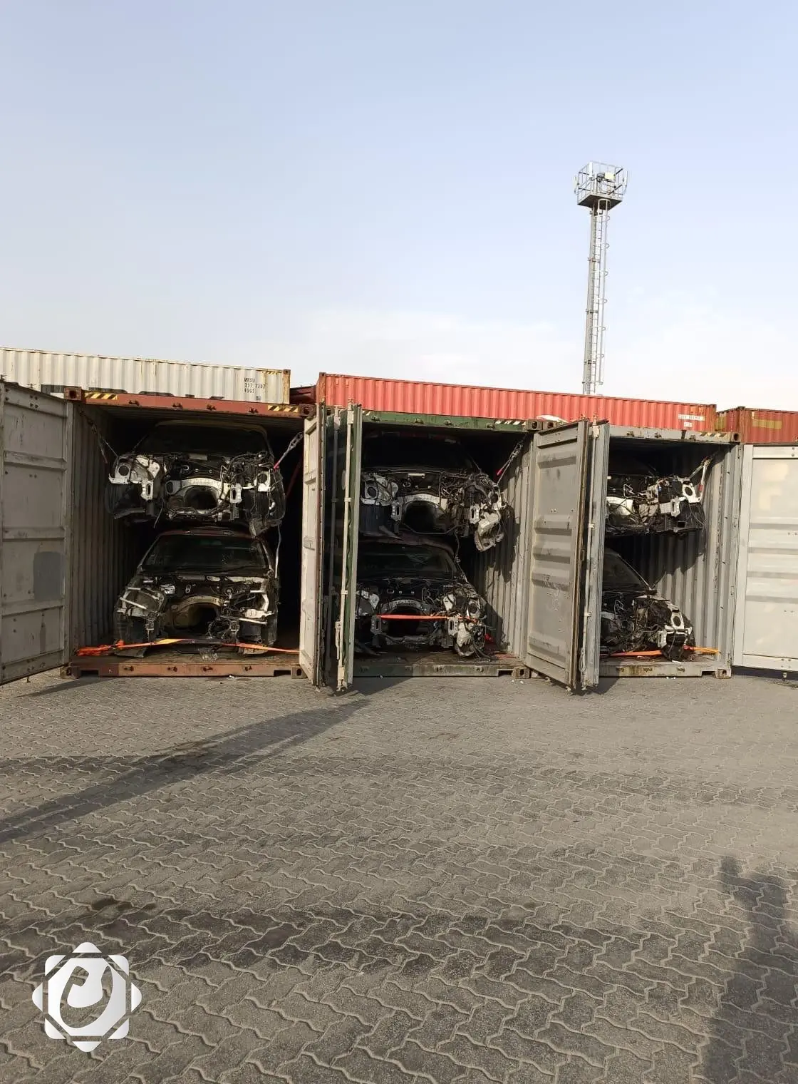 عملية ناجحة لضبط 15 عجلة معدة للتهريب في ميناء أم قصر الأوسط