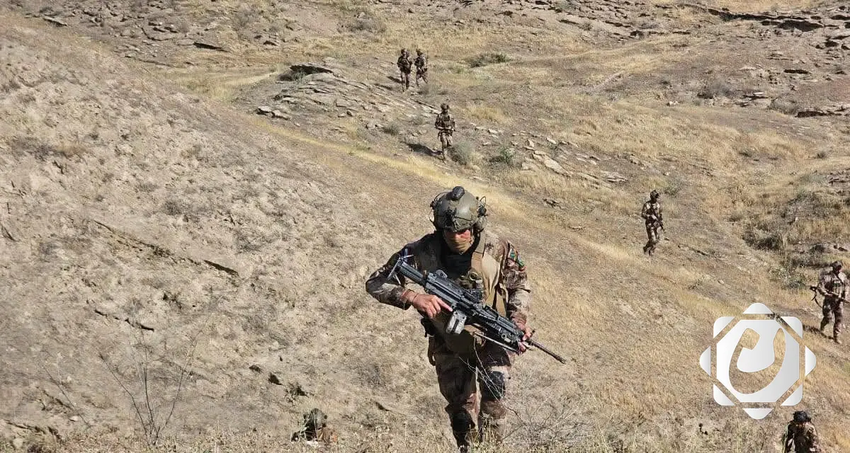 عمليات نوعية لمكافحة الإرهاب والمخدرات: القبض على 3 إرهابيين وتاجر مخدرات في خمس محافظات