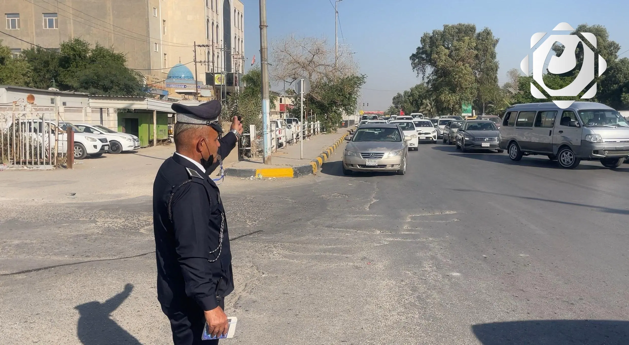 النجف الأشرف تشرع في حملة لفتح الشوارع لتخفيف الازدحامات المرورية