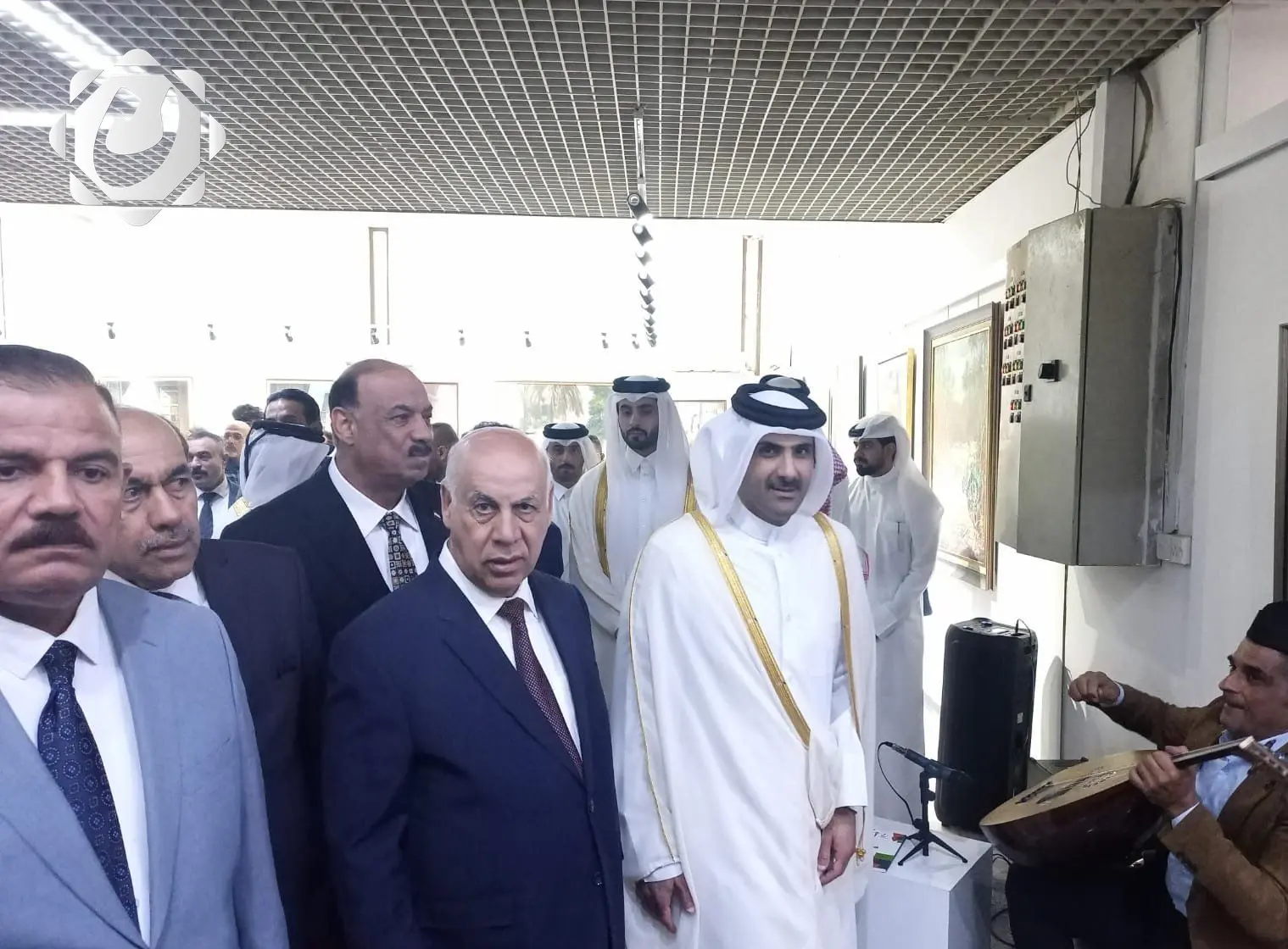 افتتاح معرض الواقعية العراقية الأول بحضور وزيري الثقافة العراقي والقطري