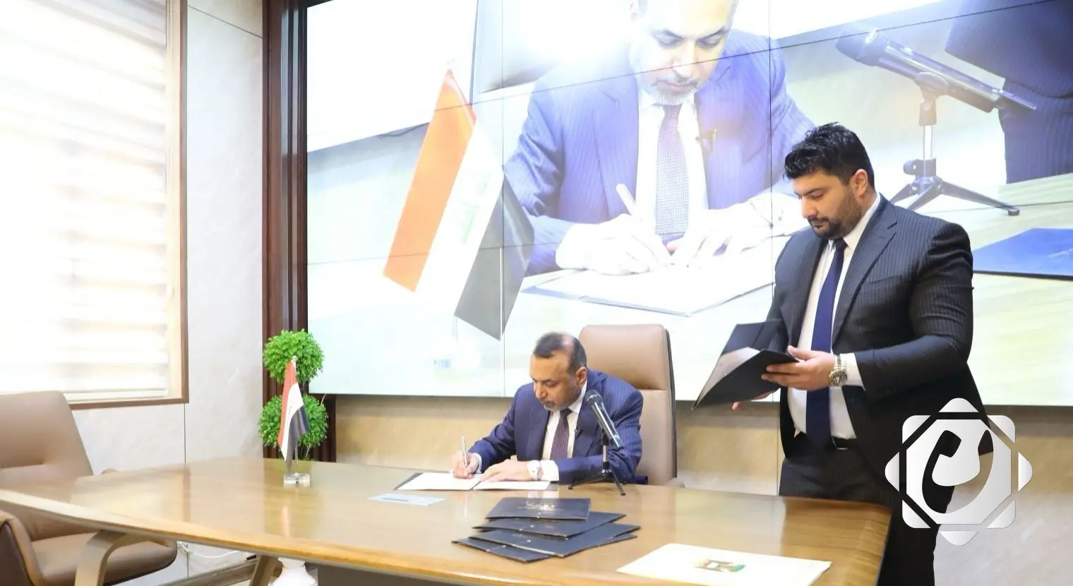 توزيع 135 وحدة سكنية للأرامل في خمس محافظات