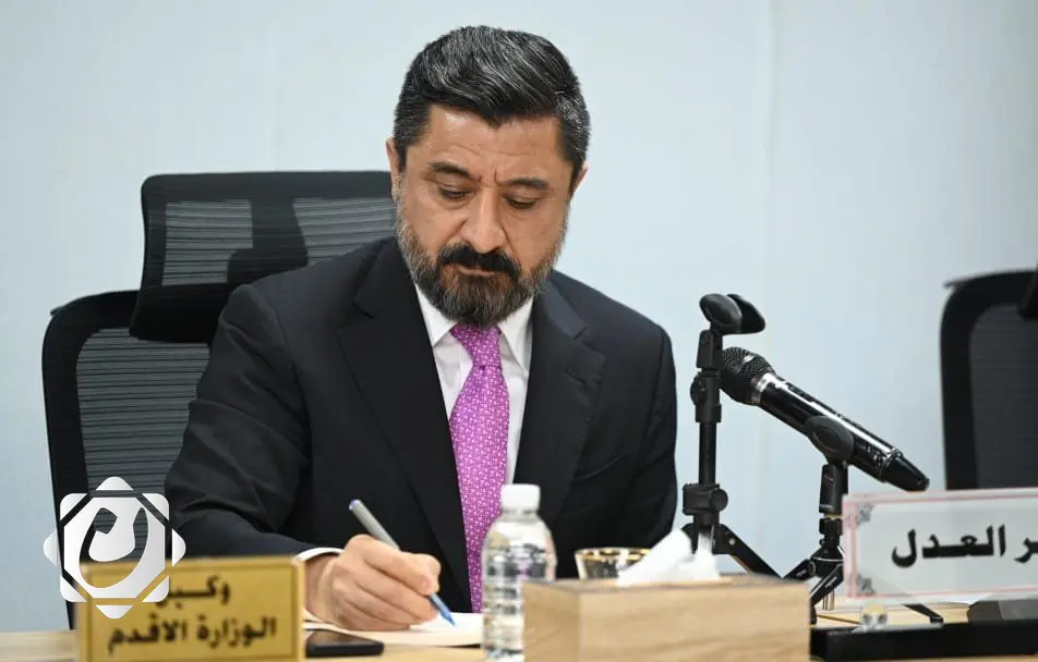 وزير العدل يؤكد ضرورة متابعة إطلاق سراح المشمولين بالعفو العام