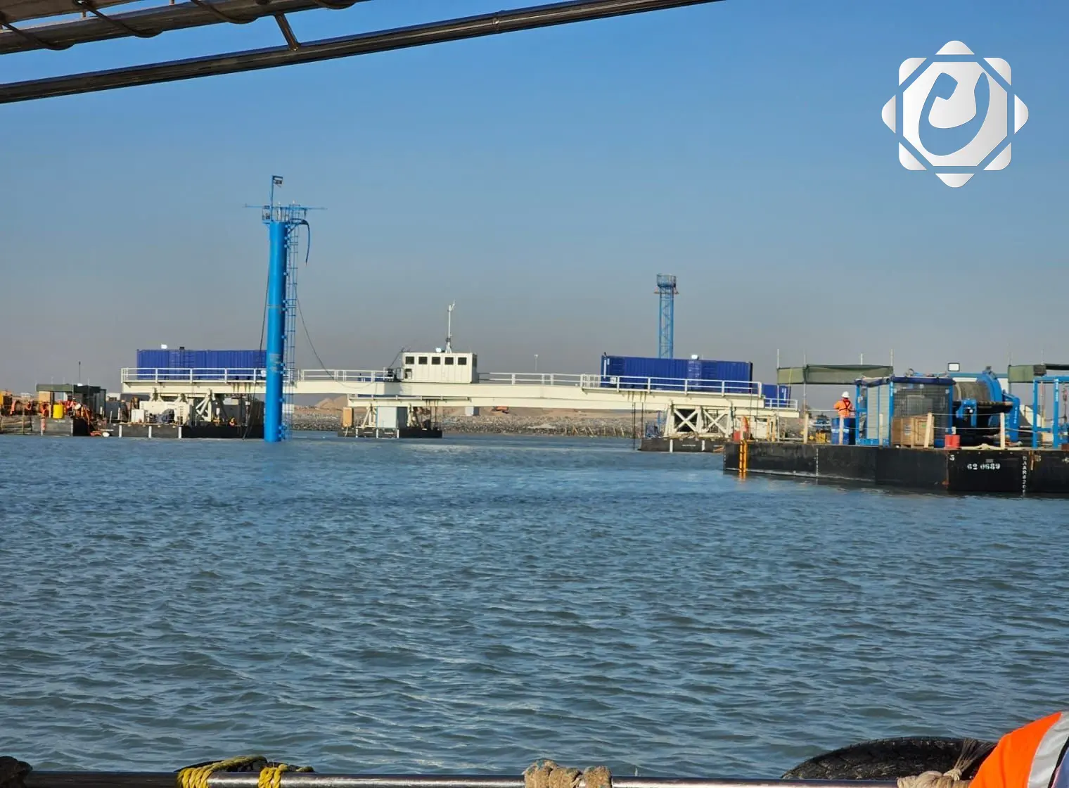 إنجاز جديد في ميناء الفاو: الانتهاء من تجليس القطعة الثانية من النفق المغمور