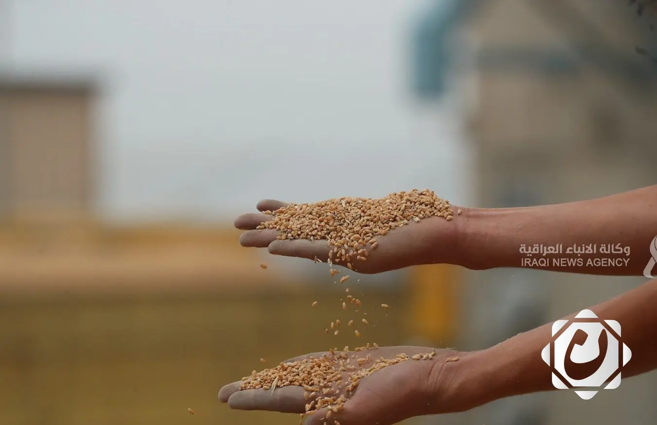 وزير الزراعة يؤكد استلام الخطة الزراعية من الفلاحين والمزارعين