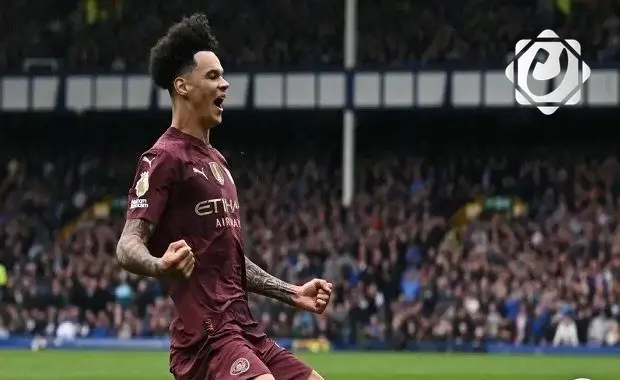 أورايلي يكتب تاريخًا جديدًا مع مانشستر سيتي