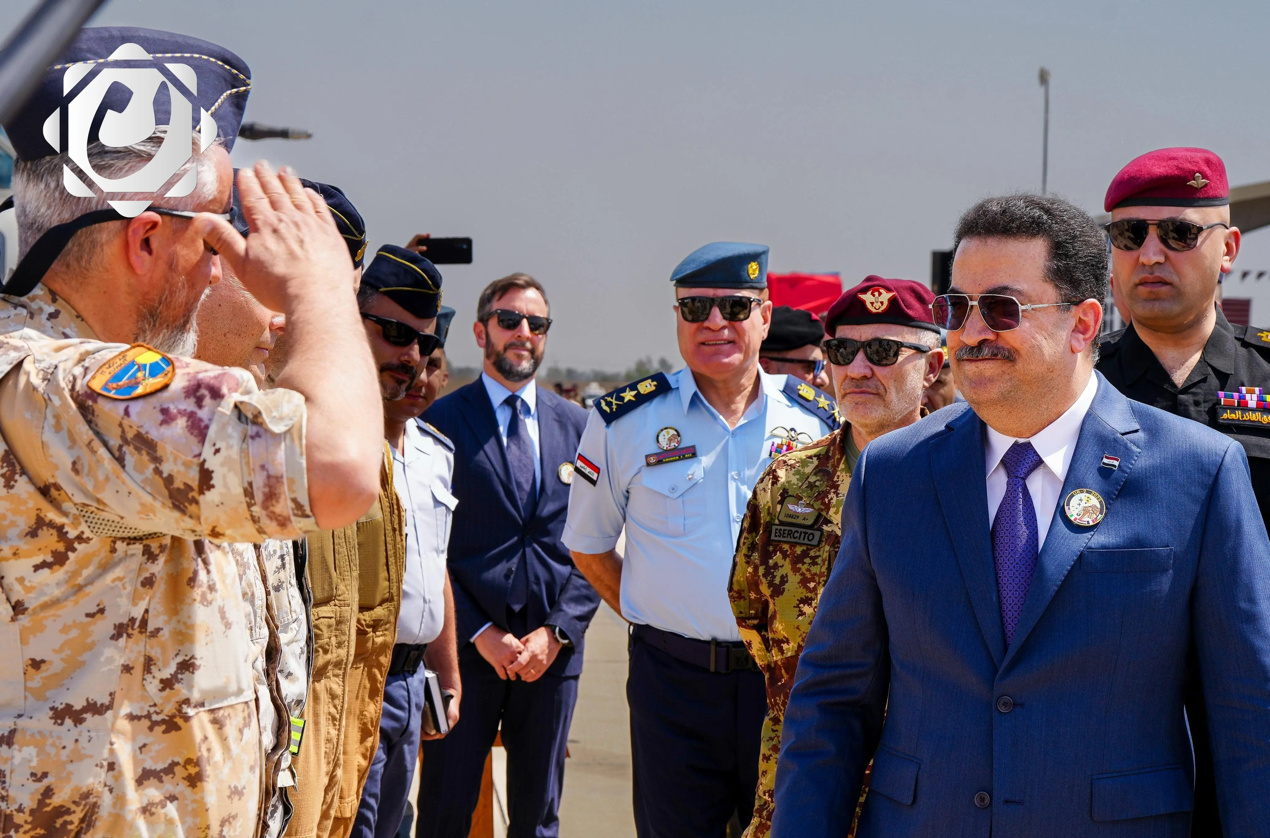 رئيس الوزراء يؤكد على أولوية مصلحة العراق في تعزيز القوة الجوية