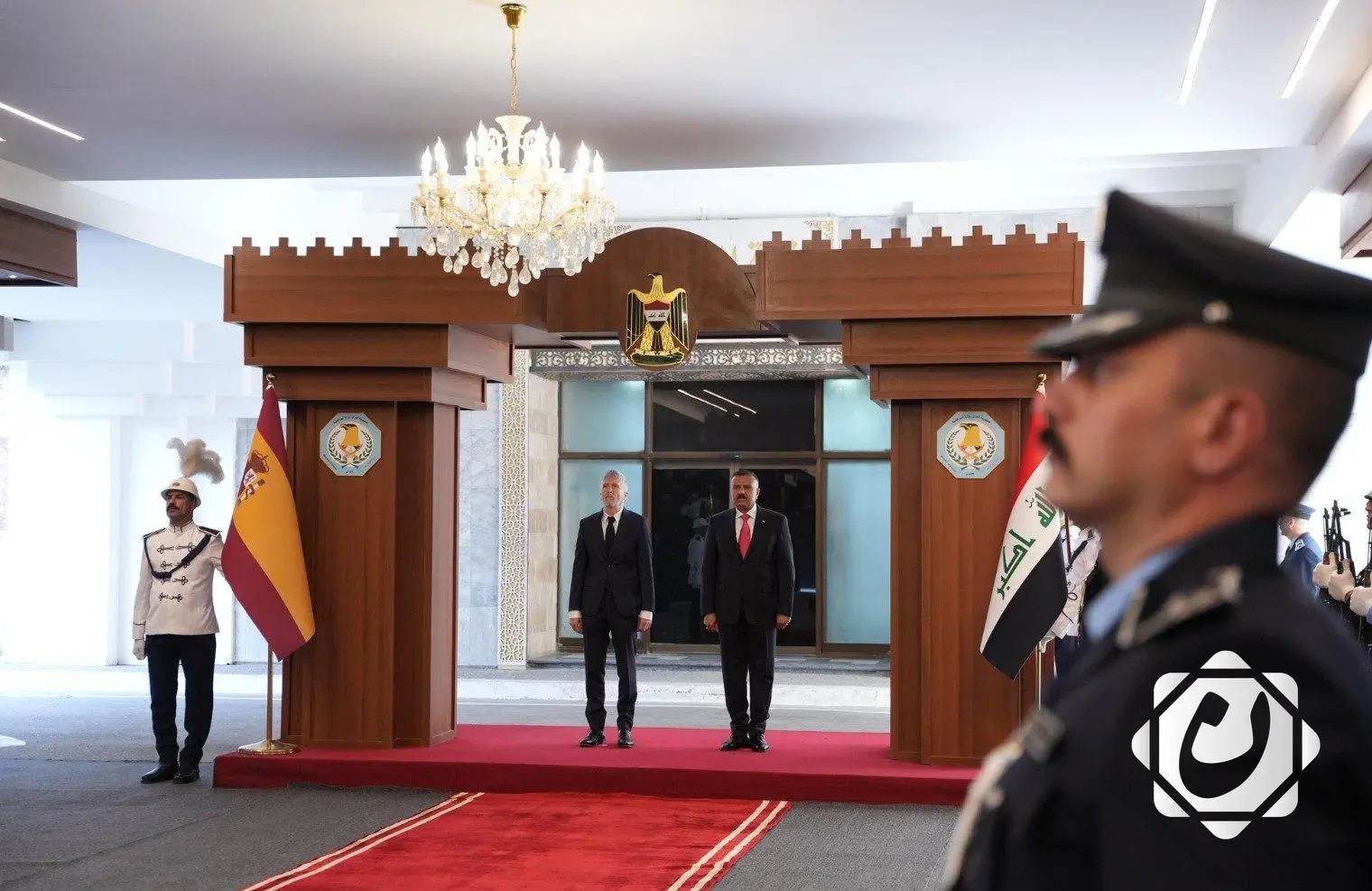 تعزيز التعاون الأمني: وزير الداخلية العراقي يلتقي نظيره الإسباني في بغداد