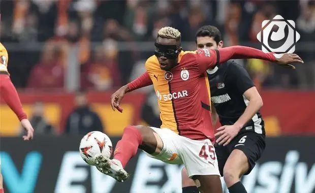 مانشستر يونايتد يقترب من ضم أوسيمين في صفقة تبادلية مثيرة